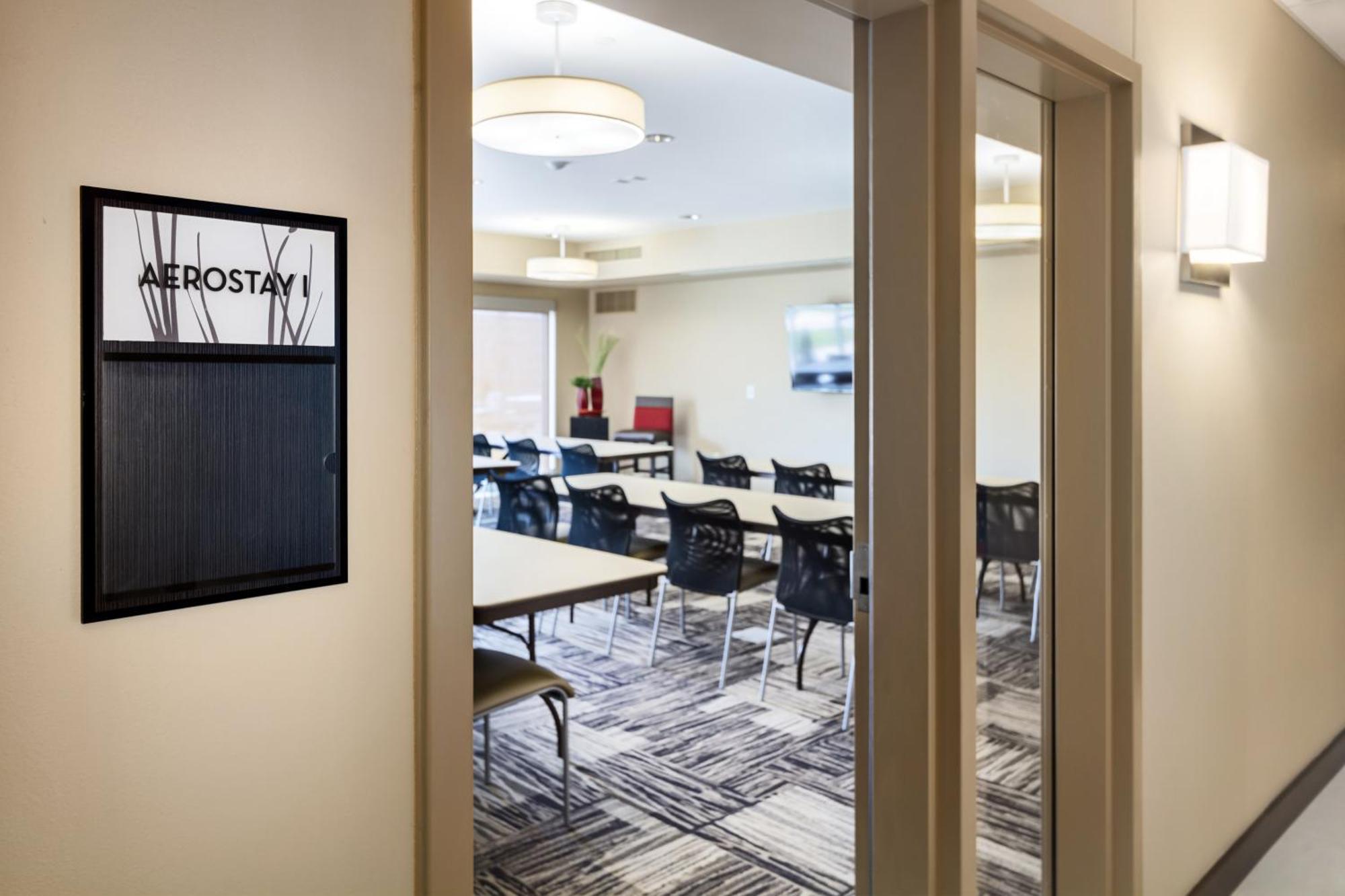 Aerostay Sioux Falls Kültér fotó